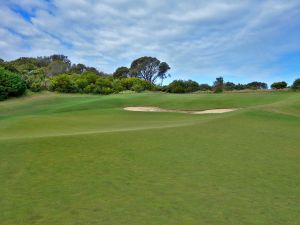 National (Old) 5th Green Spine